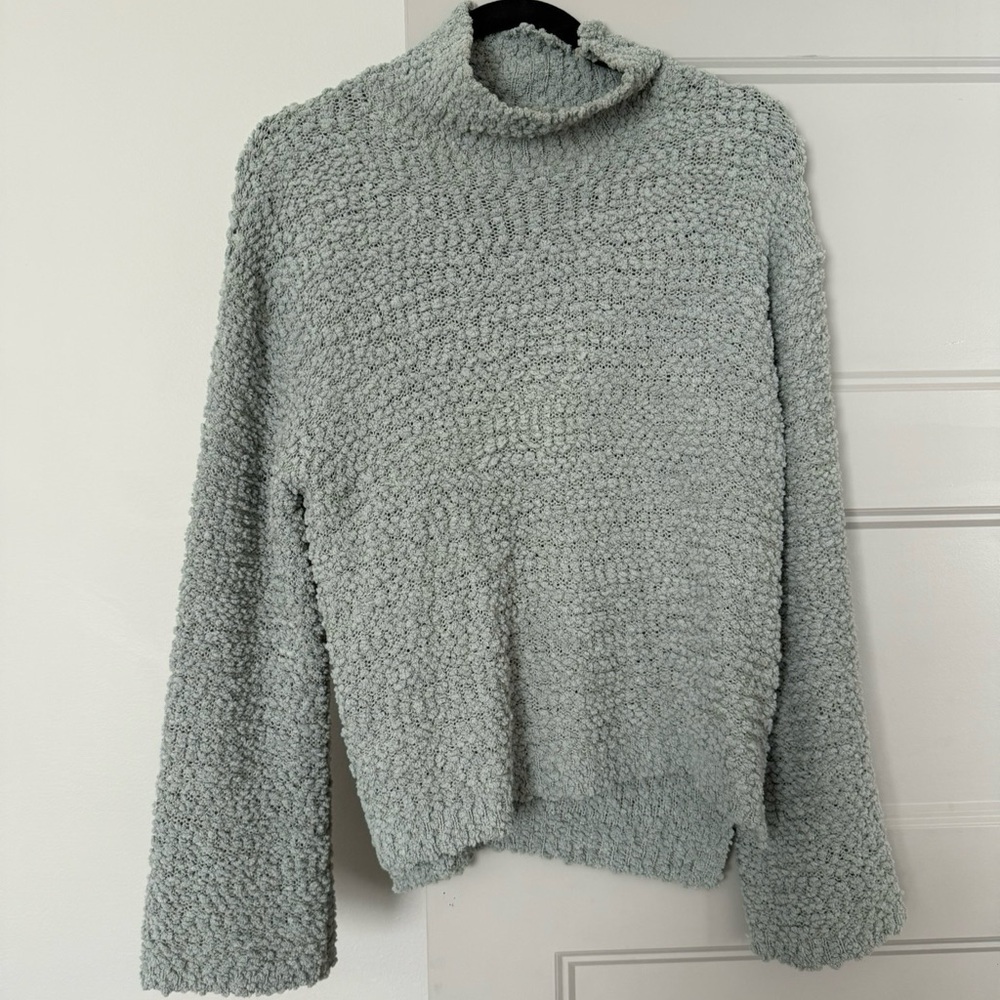 Cozy Seafoam Green Women's Sweater